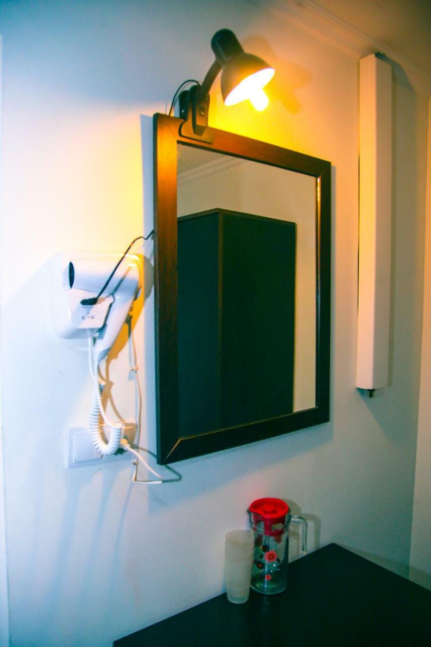 Guesthouse Different Tbilisi ภายนอก รูปภาพ